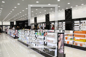 Особенности организации освещения в магазинах косметики и парфюмерии