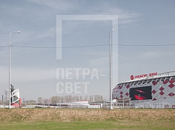 Опоры ОГКСф смонтированные с помощью фланцевого соединения на территории прилегающей к стадиону Открытие Арена г.Москва